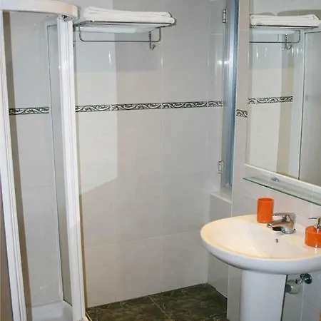 Guest house Hispanico I 2*